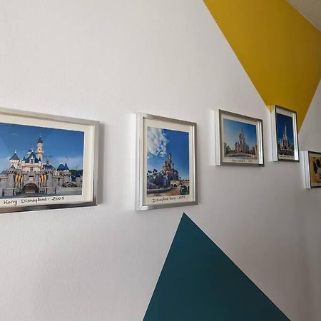 Disney'S Gallery A 5 Minutes De Disneyland Paris Montévrain Eksteriør bilde